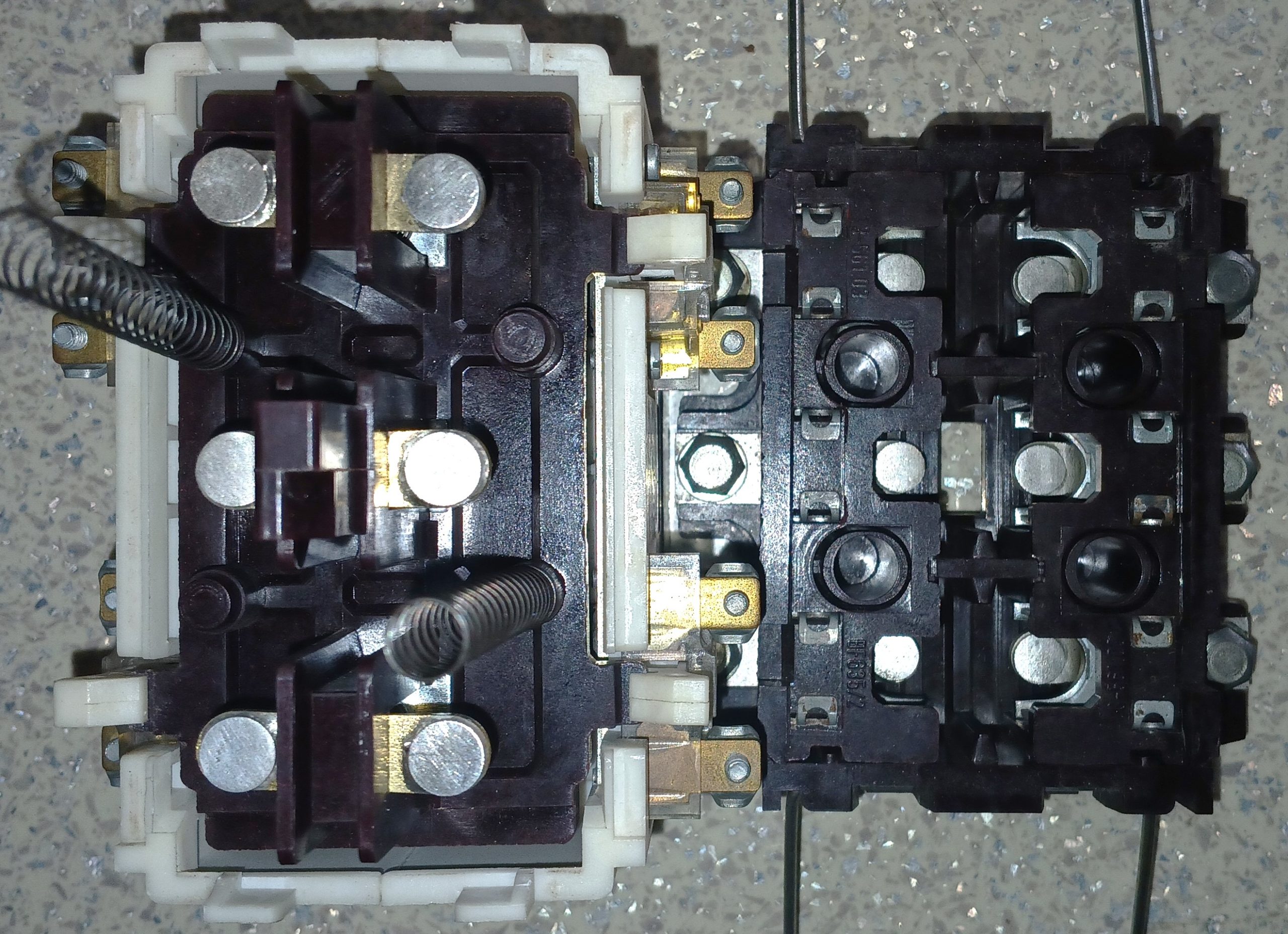 Контактор V63E0 63А — изображение 4